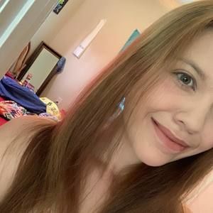 Meet your Posher, Caitlyn